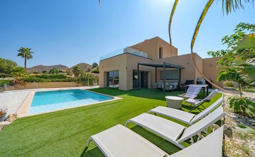 Villa in Busot, Valencian Community, Spain 1