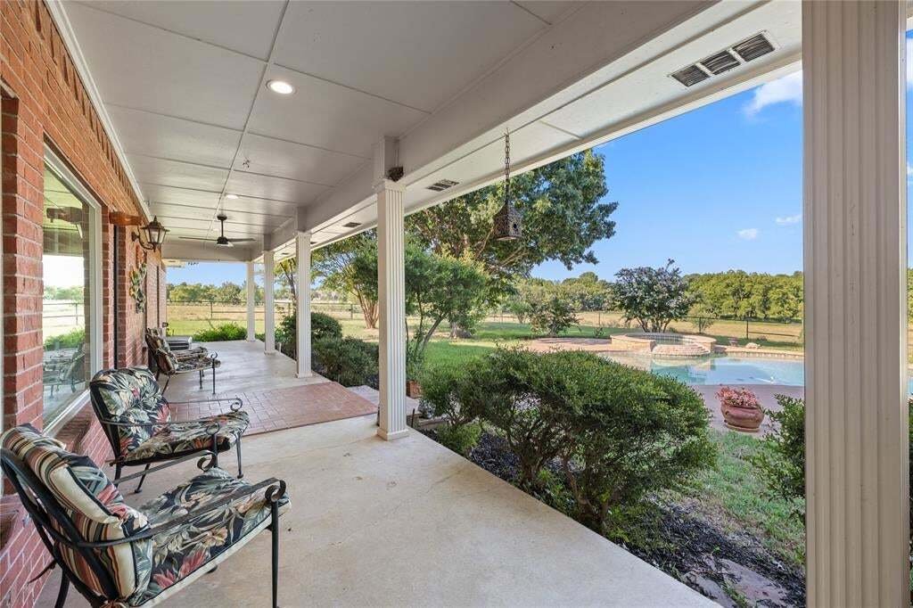 House in Gainesville, Texas, United States 3 - 18543327
