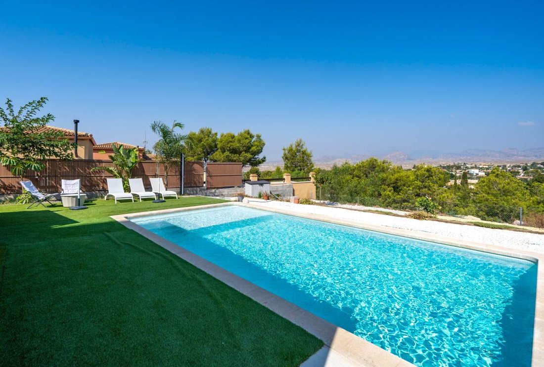 Villa in Busot, Valencian Community, Spain 3 - 18525867
