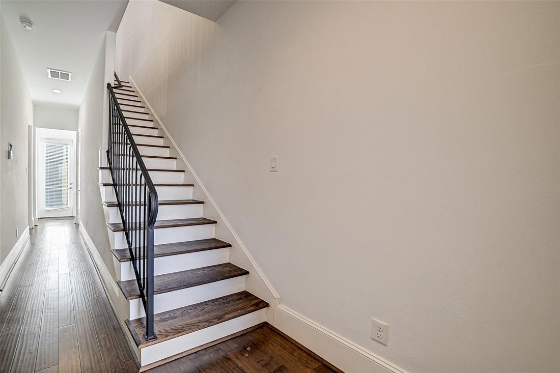 House in Houston, Texas, United States 5 - 18543477