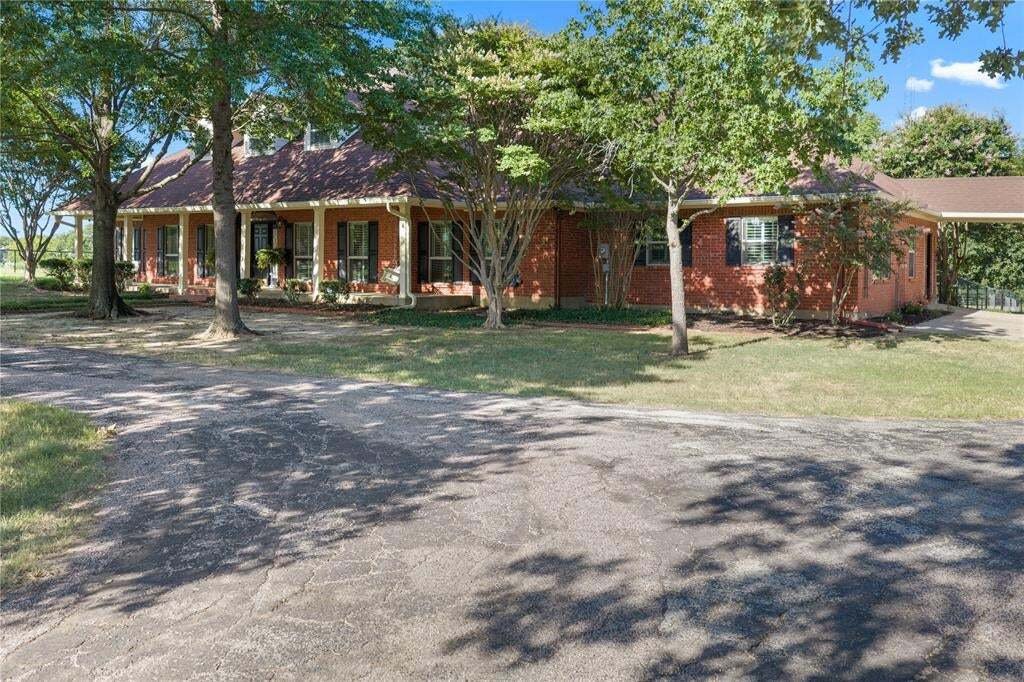 House in Gainesville, Texas, United States 5 - 18543327
