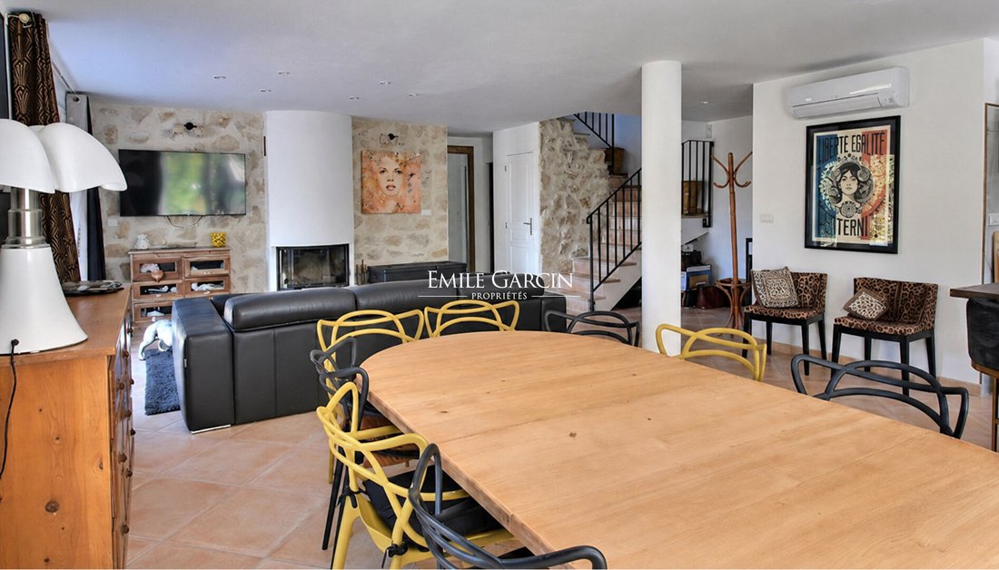 Villa in Camplanier, Nimes, France 4 - 18544152