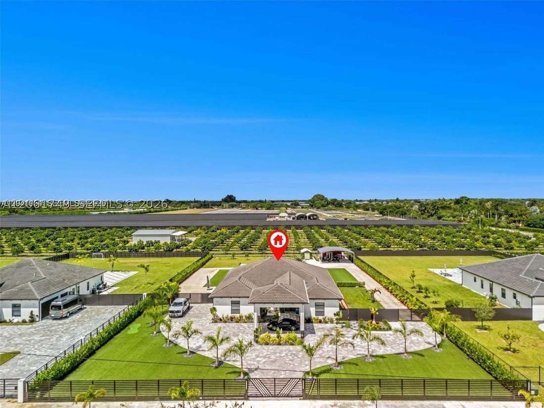 House in Miami, Florida, United States 4 - 18540102