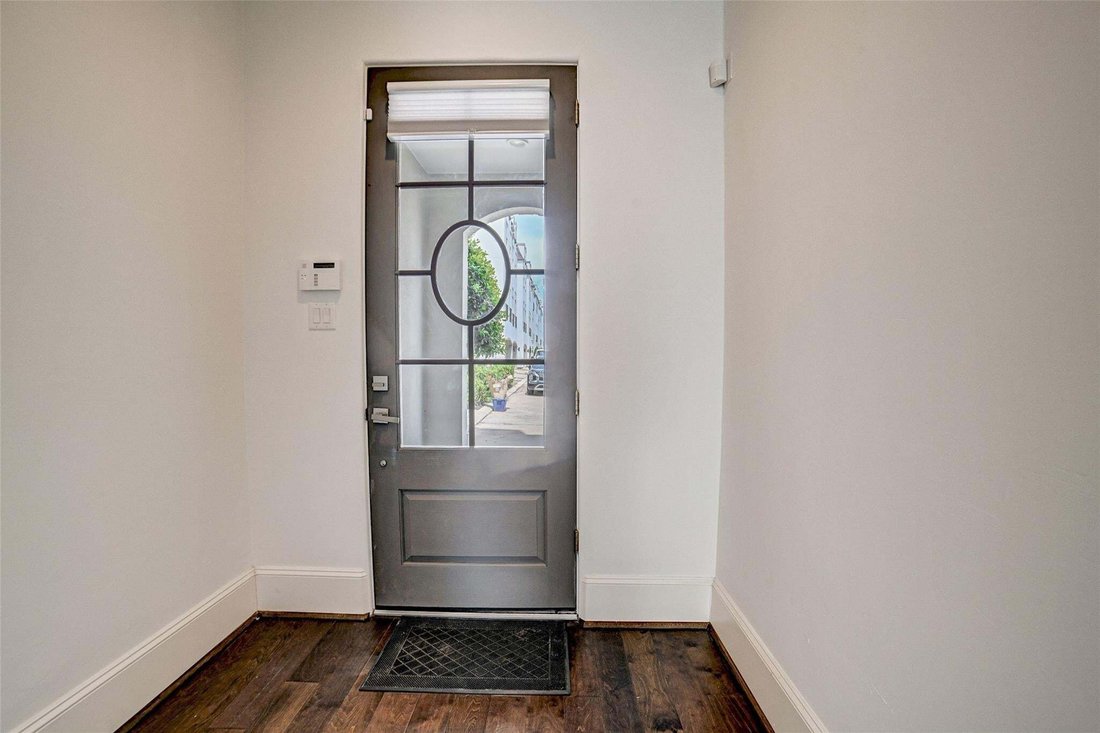 House in Houston, Texas, United States 4 - 18543477