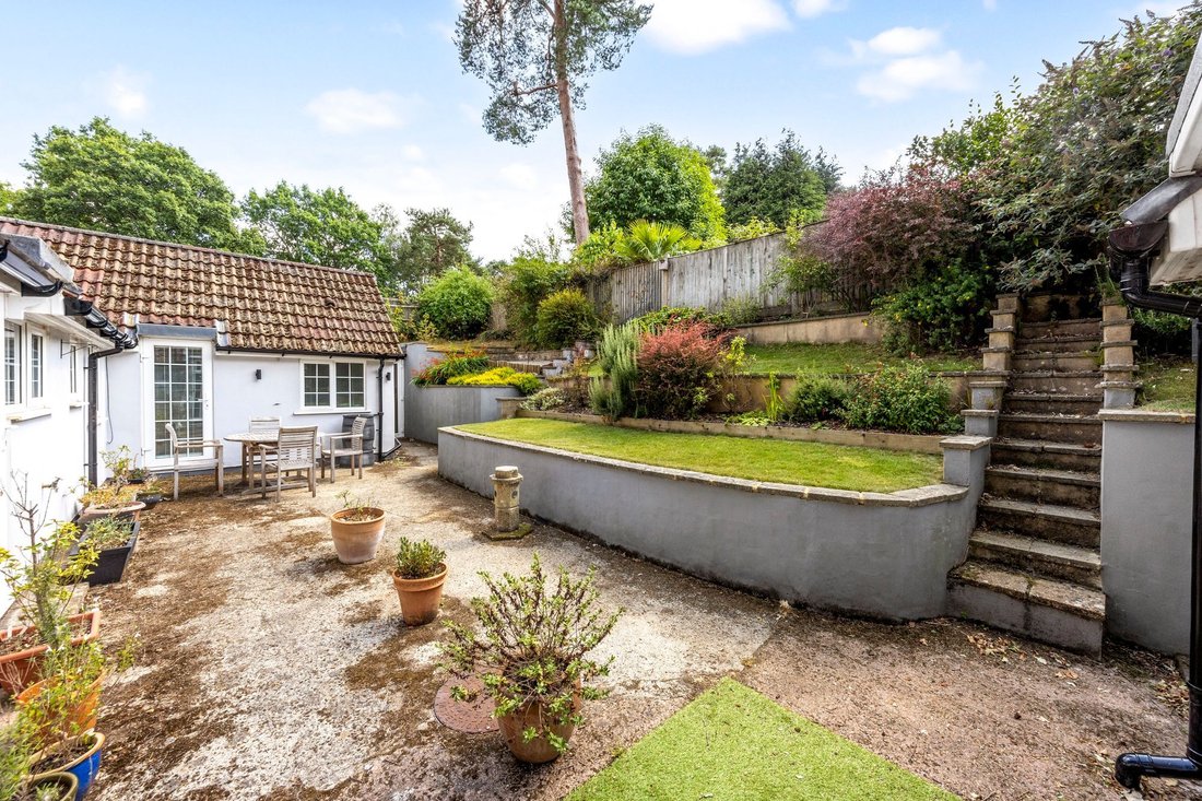 Bungalow in Groombridge, Withyham, England 5 - 18540848