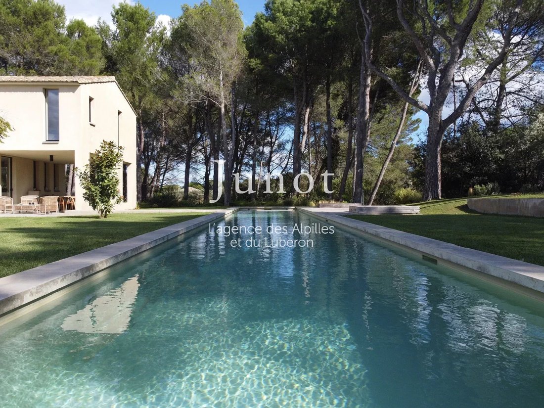 House in Eygalières, Provence-Alpes-Côte d'Azur, France 5 - 18541272