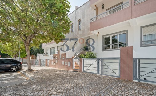 Townhouse in Tavira (Santa Maria e Santiago), Algarve, Portugal 1