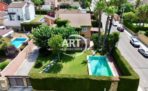 Chalet in San Antonio de Benageber, Valencian Community, Spain 1