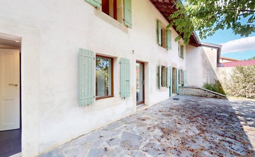 House in Feigeres, Auvergne-Rhône-Alpes, France 1