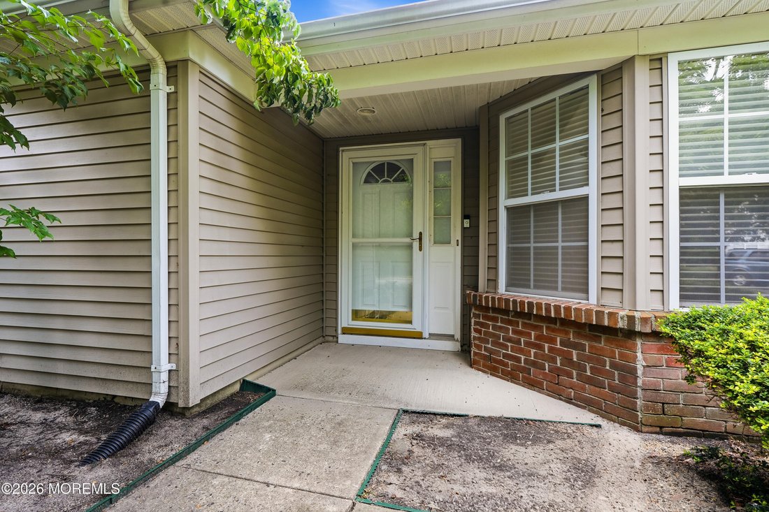 House in Lakewood Township, New Jersey, United States 5 - 18543059