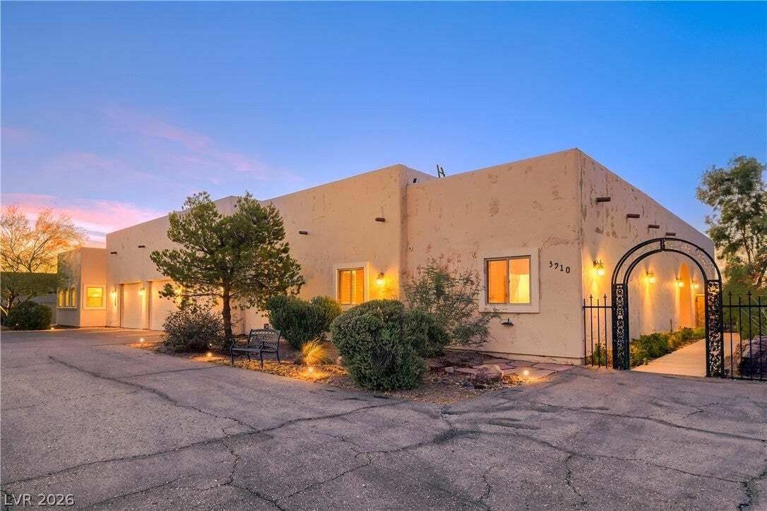 House in Las Vegas, Nevada, United States 1 - 18542078