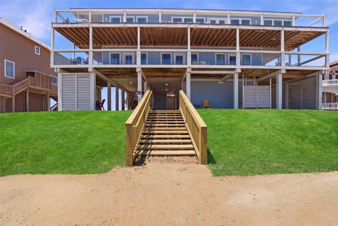 House in Galveston, Texas, United States 5 - 18532737