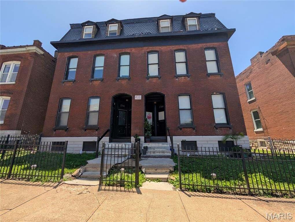 St. Louis, Missouri, United States 1 - 18543493