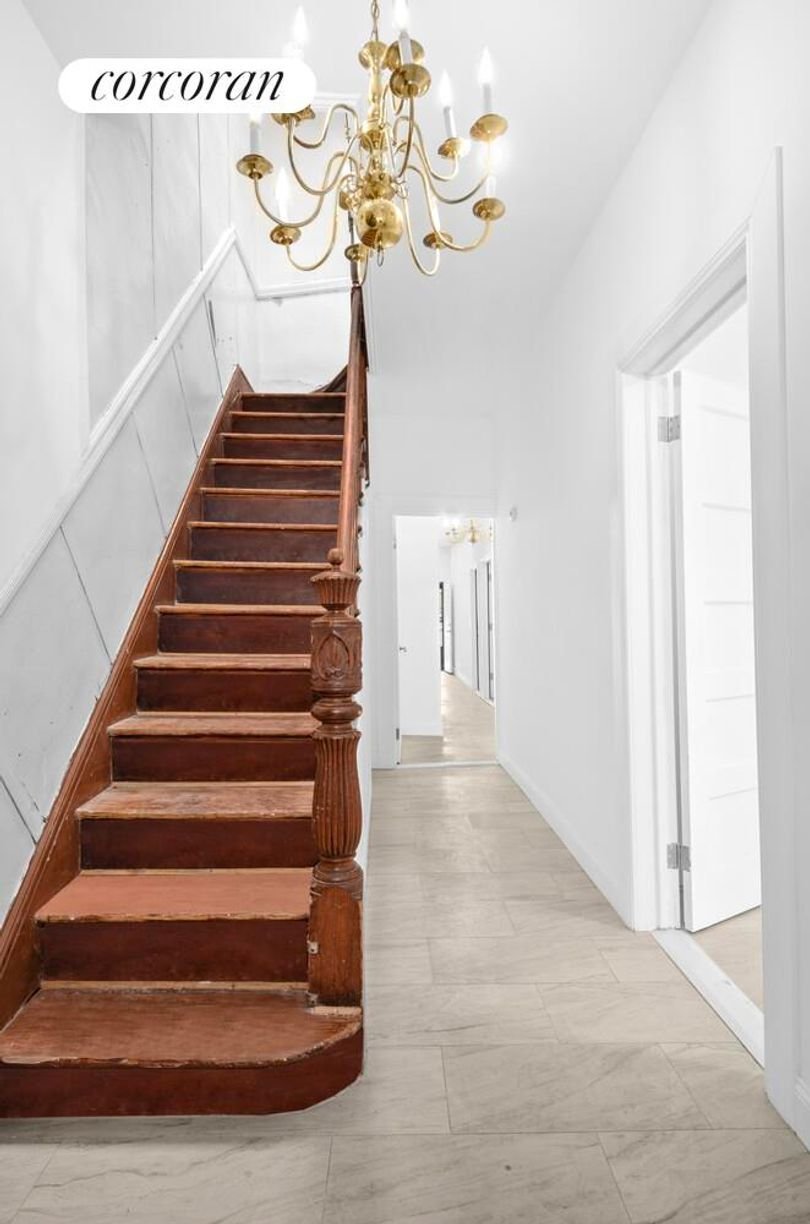 House in New York, New York, United States 2 - 17388551