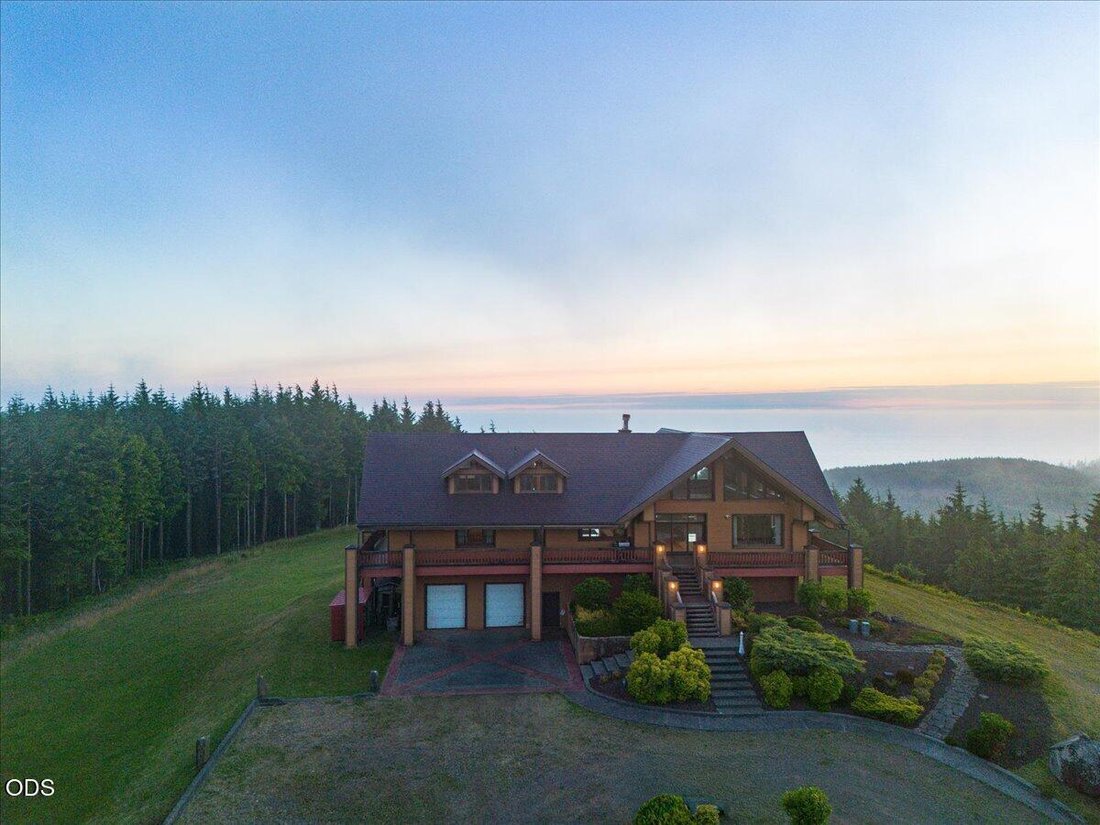 House in Tillamook, Oregon, United States 4 - 18543103