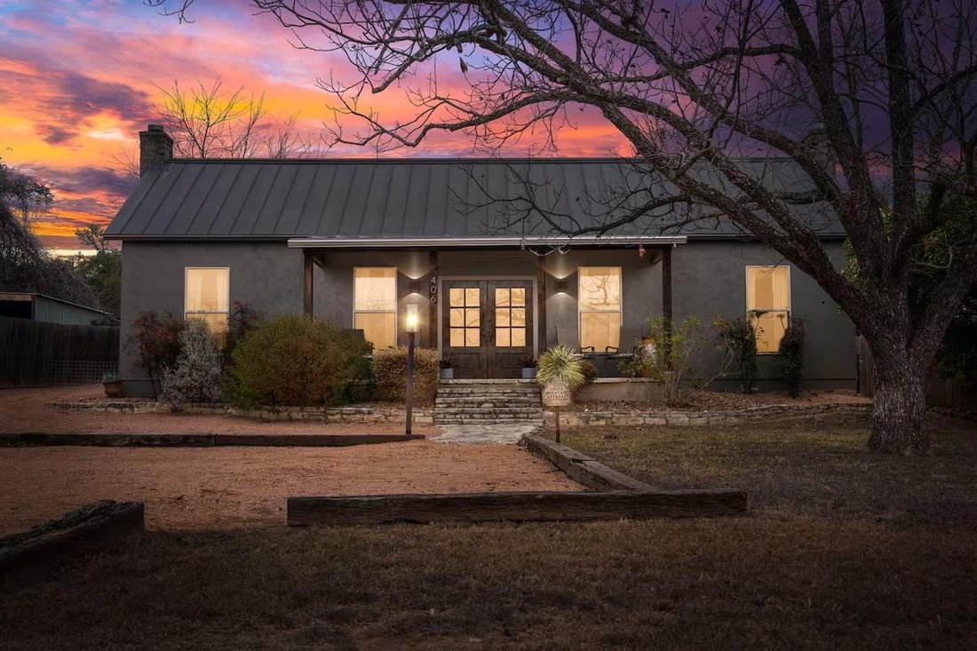 House in Fredericksburg, Texas, United States 2 - 18543113