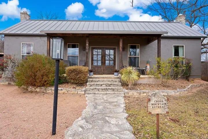 House in Fredericksburg, Texas, United States 5 - 18543113
