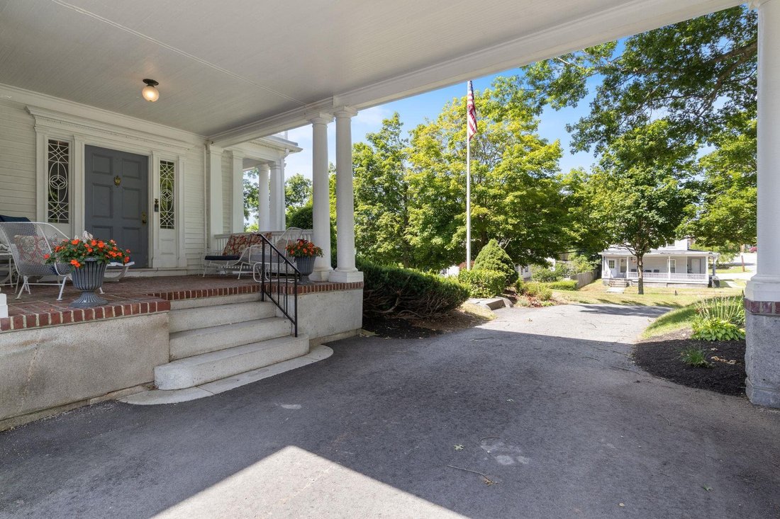House in Farmington, New Hampshire, United States 4 - 18539717