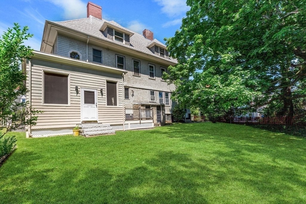 House in Medford, Massachusetts, United States 1 - 18133204