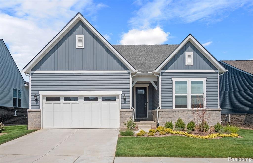 Condo in Milford Charter Township, Michigan, United States 1 - 18539456