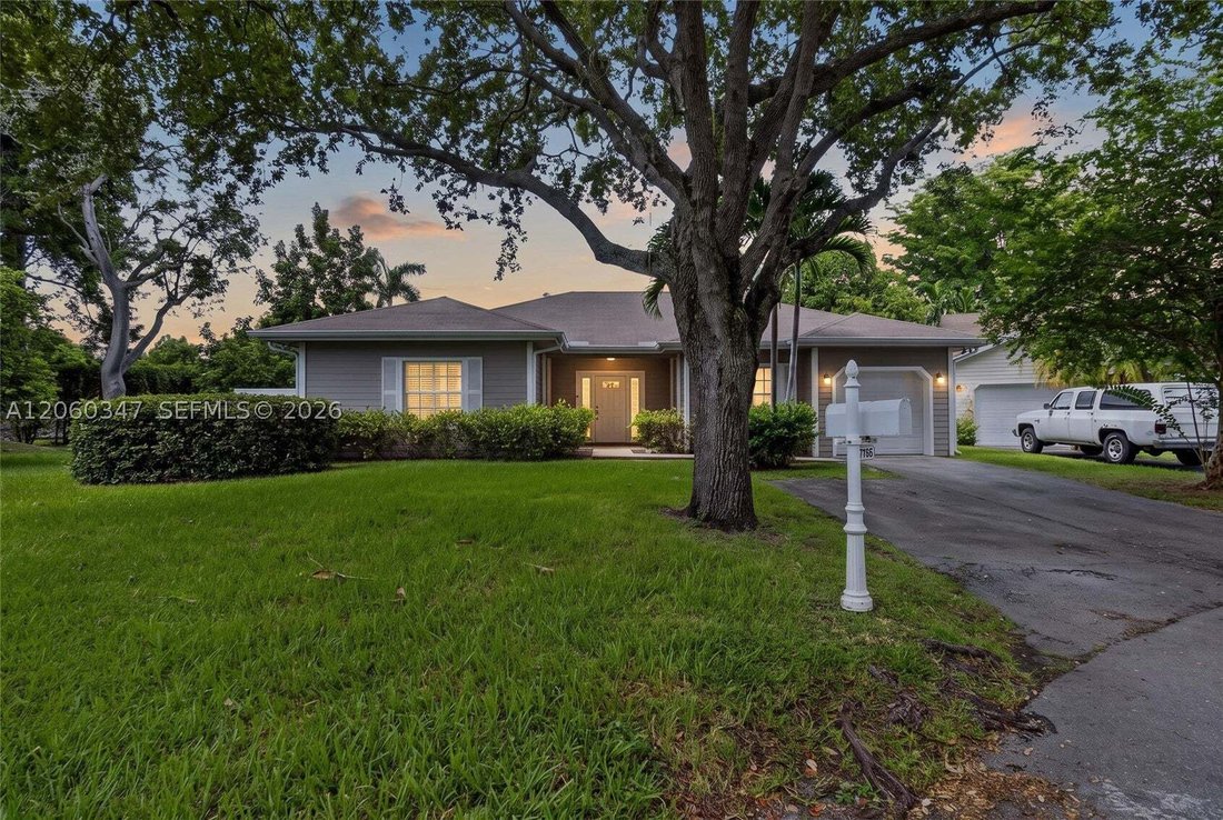 House in West Miami, Florida, United States 1 - 18542916
