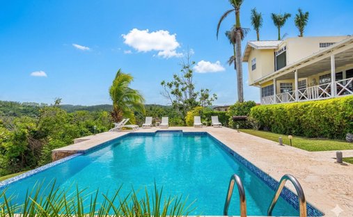 House in Martha Brae, Trelawny Parish, Jamaica 1