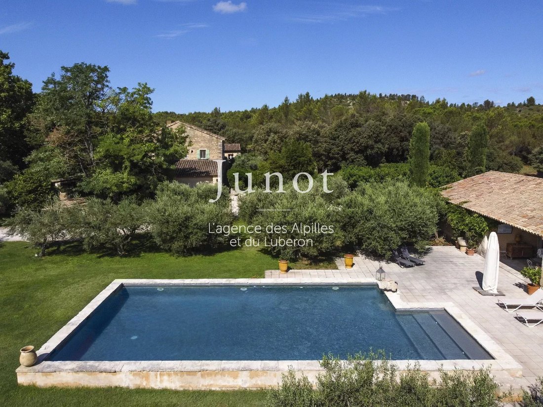 House in Saint-Rémy-de-Provence, Provence-Alpes-Côte d'Azur, France 3 - 18541275