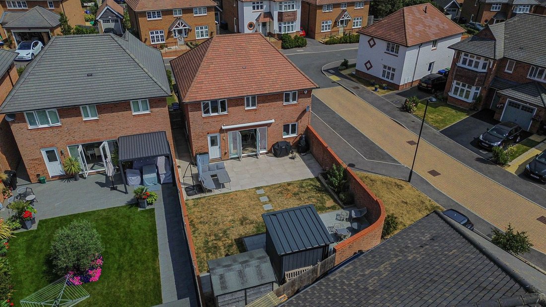 House in Haywards Heath, England 2 - 18540856