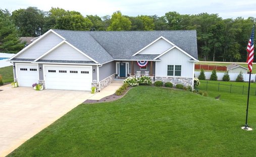 House in Clinton, Illinois, United States 1