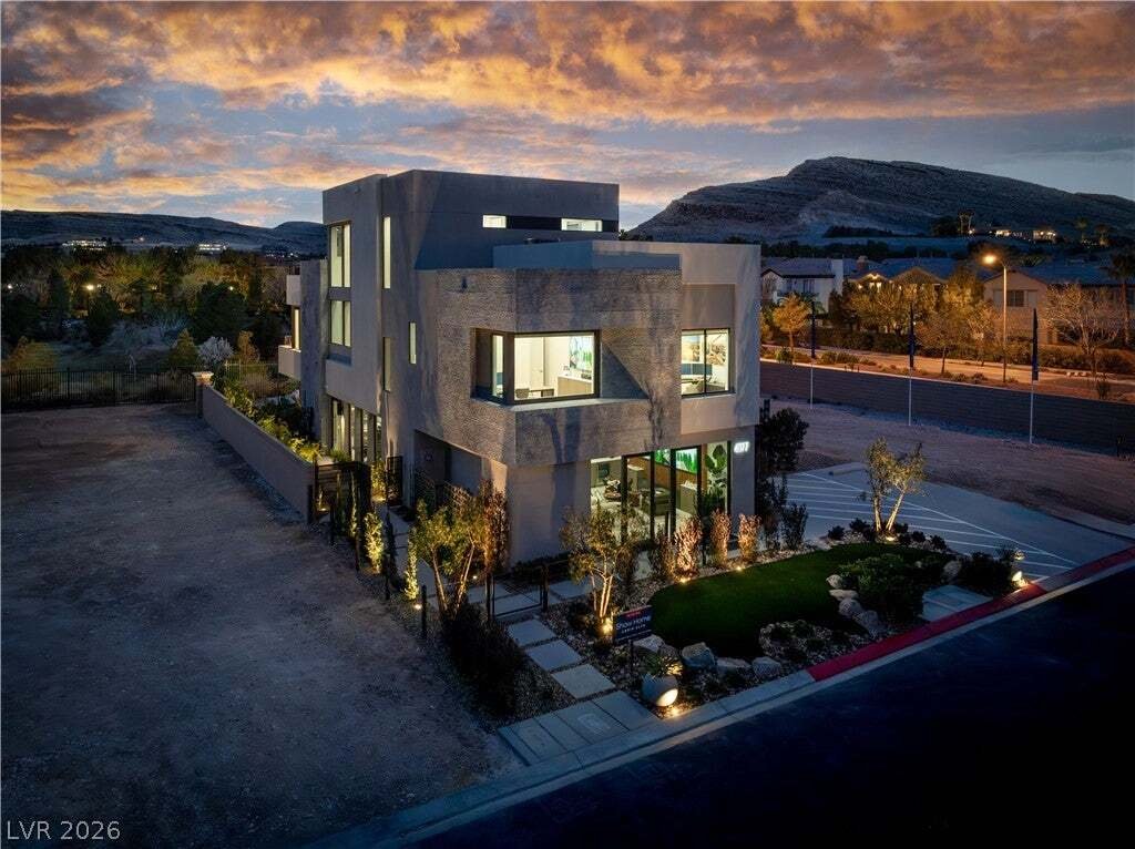 House in Henderson, Nevada, United States 1 - 16300460