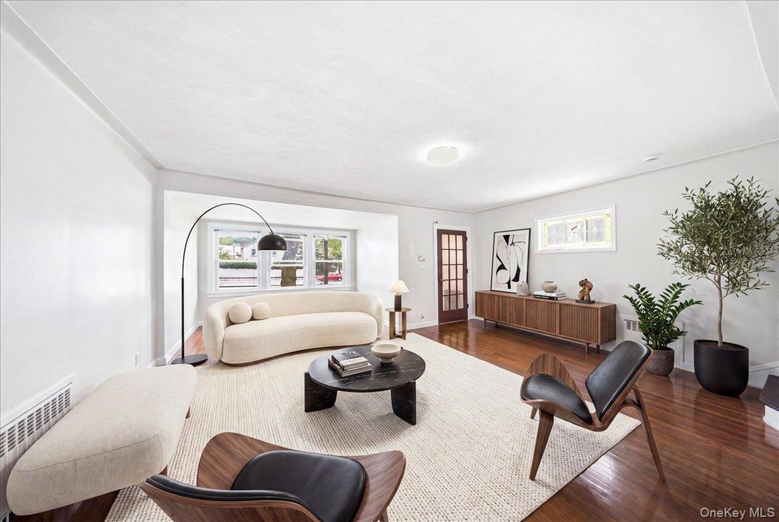 House in New York, New York, United States 4 - 18485516