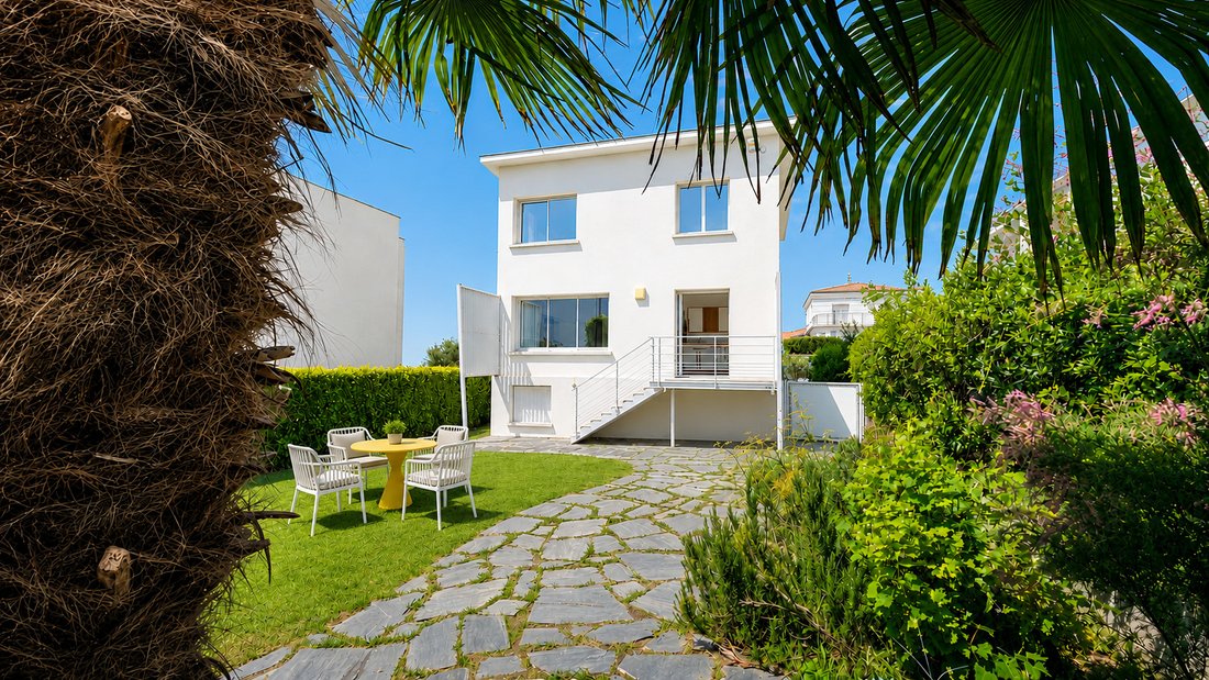 House in Le Fief-La Garenne, Royan, France 2 - 17099749