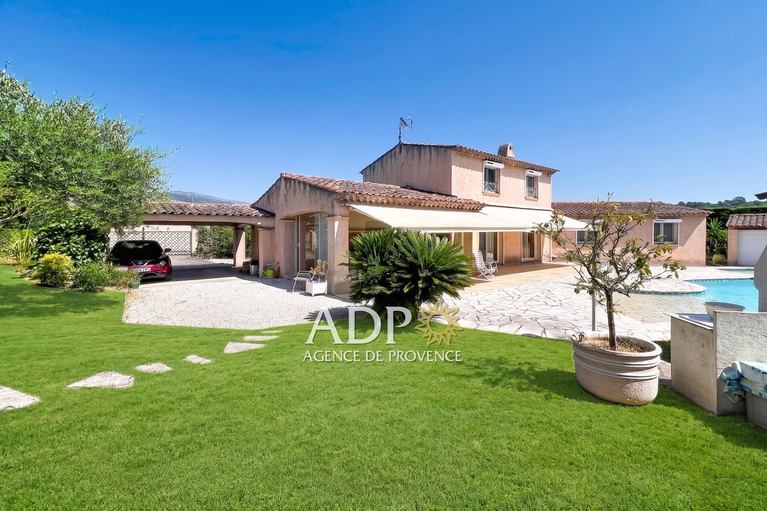 Villa in Grasse, Provence-Alpes-Côte d'Azur, France 1 - 18036640