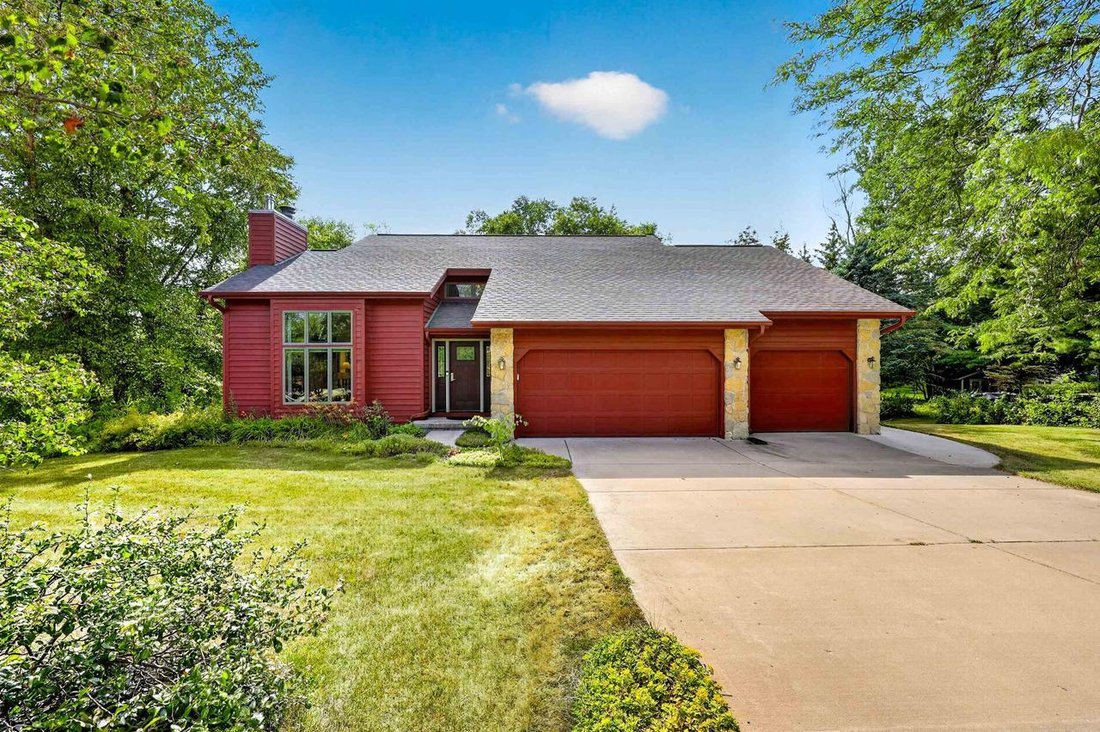 House in Cross Plains, Wisconsin, United States 1 - 18542135