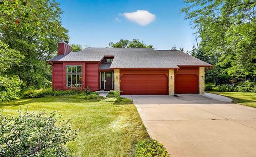 House in Cross Plains, Wisconsin, United States 1