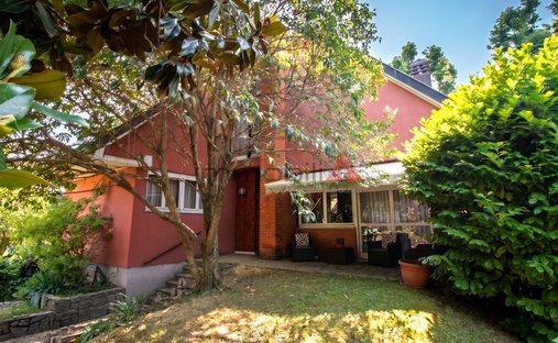 Villa in Brugherio, Lombardy, Italy 1
