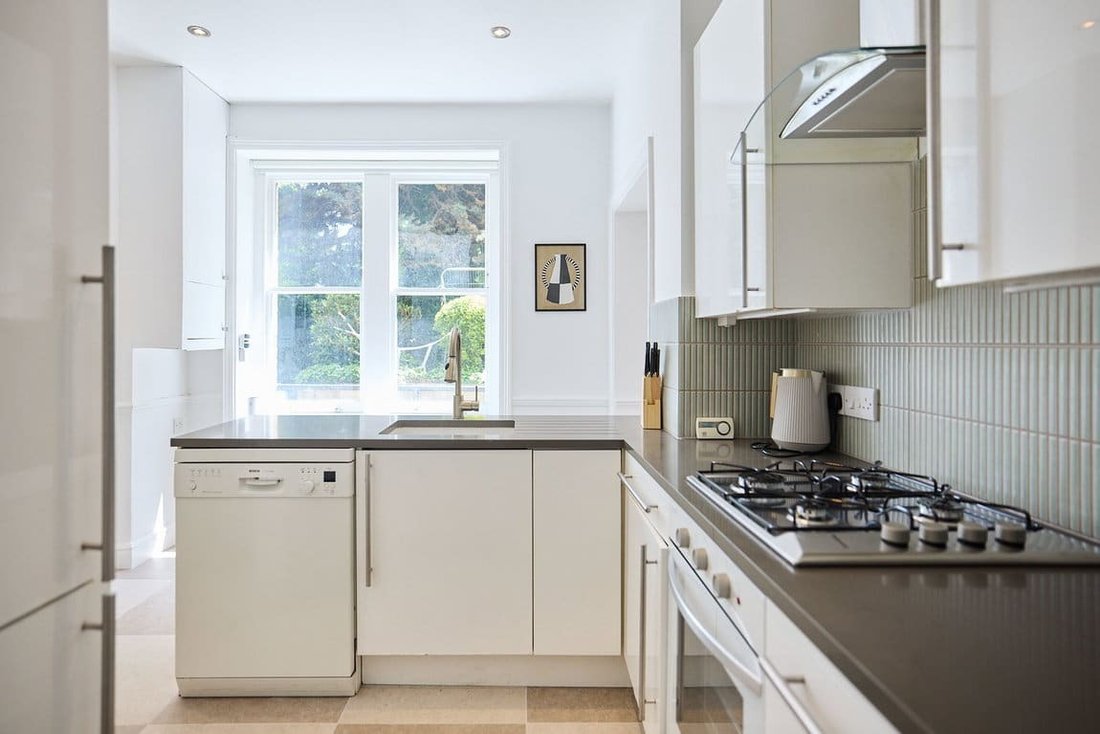 Apartment in Little Venice, Westminster, England 3 - 18542106