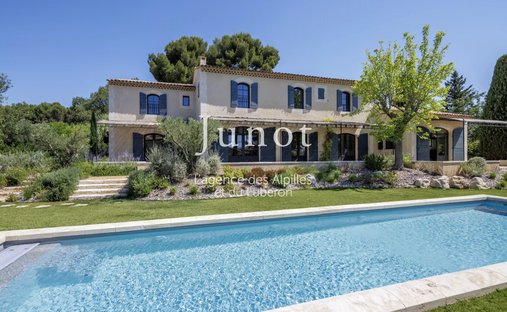 Casa a Paradou, Provenza-Alpi-Costa Azzurra, Francia 1