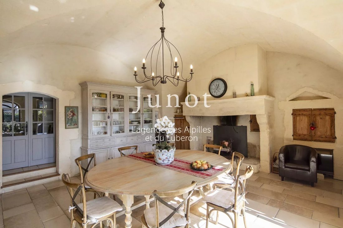 House in Paradou, Provence-Alpes-Côte d'Azur, France 3 - 18541292