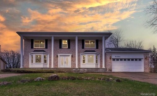House in Orchard Lake Village, Michigan, United States 1
