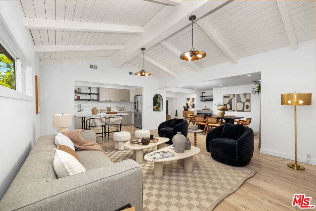 House in Los Angeles, California, United States 1 - 18542209