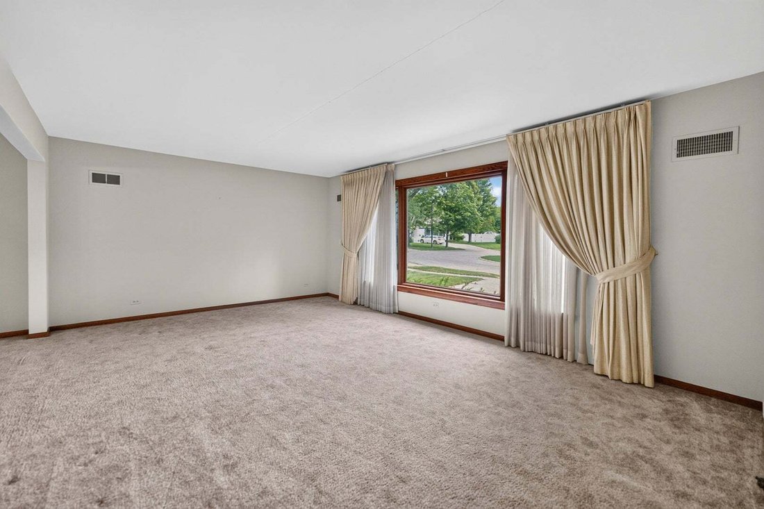 House in Naperville, Illinois, United States 4 - 18540366