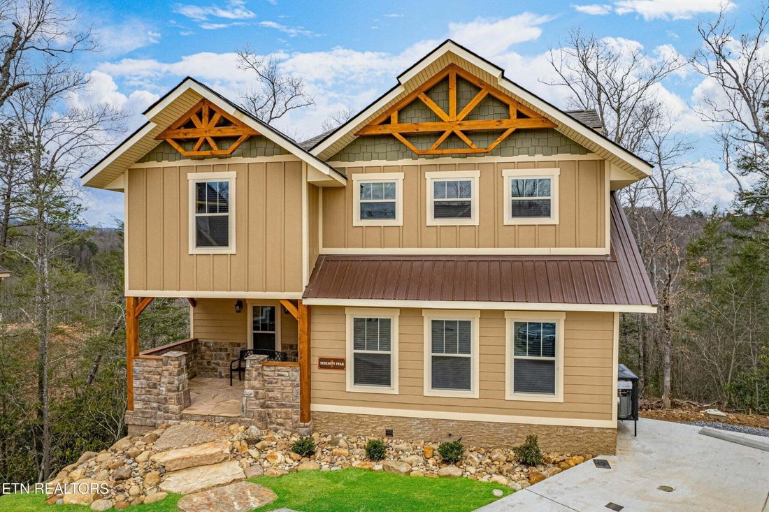 House in Gatlinburg, Tennessee, United States 1 - 18540505