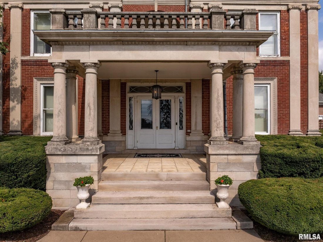 House in Davenport, Iowa, United States 4 - 18543063