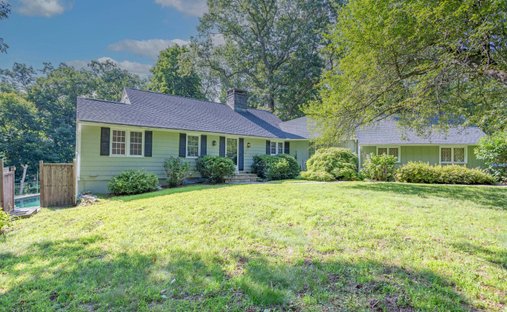 House in Essex, Connecticut, United States 1
