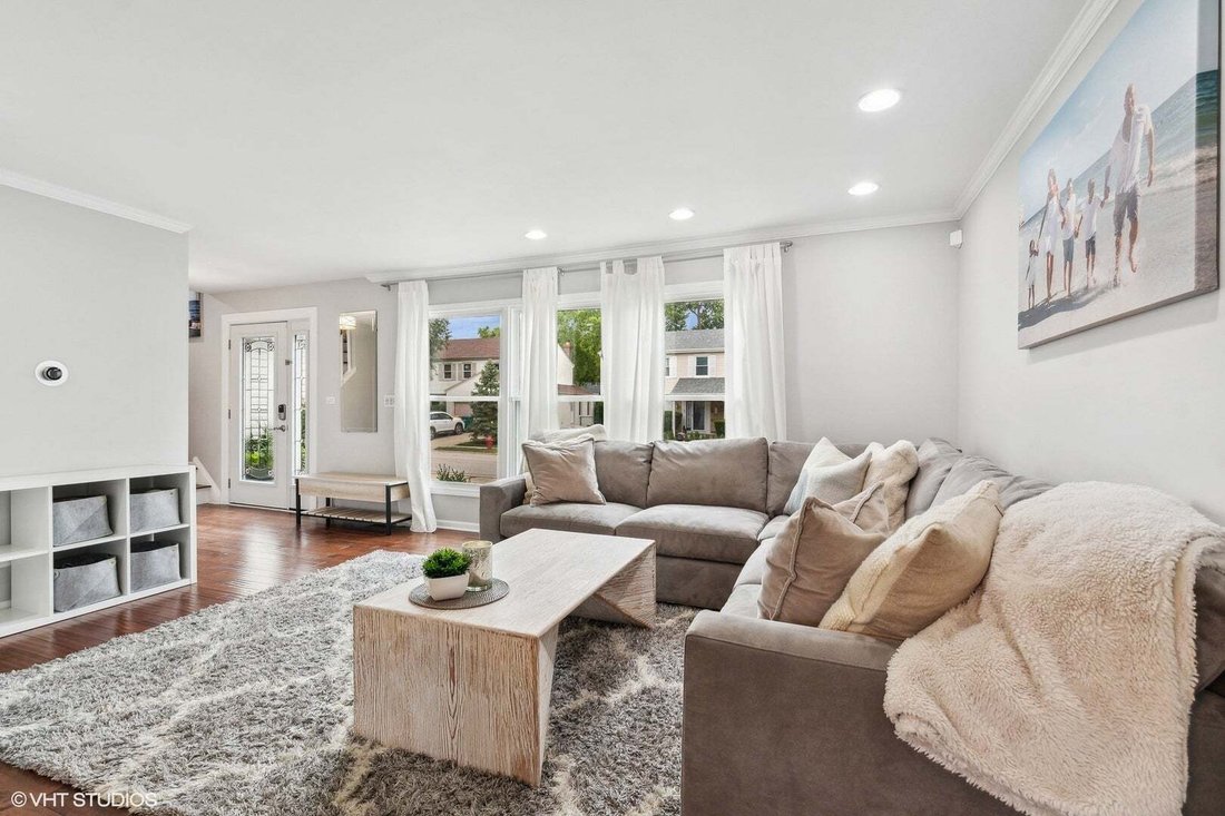 House in Buffalo Grove, Illinois, United States 5 - 18543037