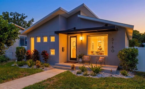 House in St. Petersburg, Florida, United States 1