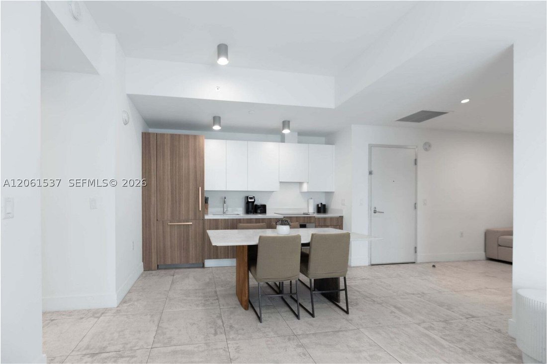 Condo in Miami, Florida, United States 2 - 18542882