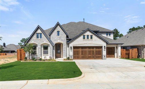 House in Bedford, Texas, United States 1