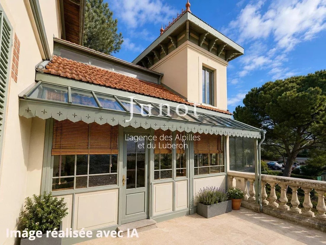 Estate in Saint-Rémy-de-Provence, Provence-Alpes-Côte d'Azur, France 3 - 18541199